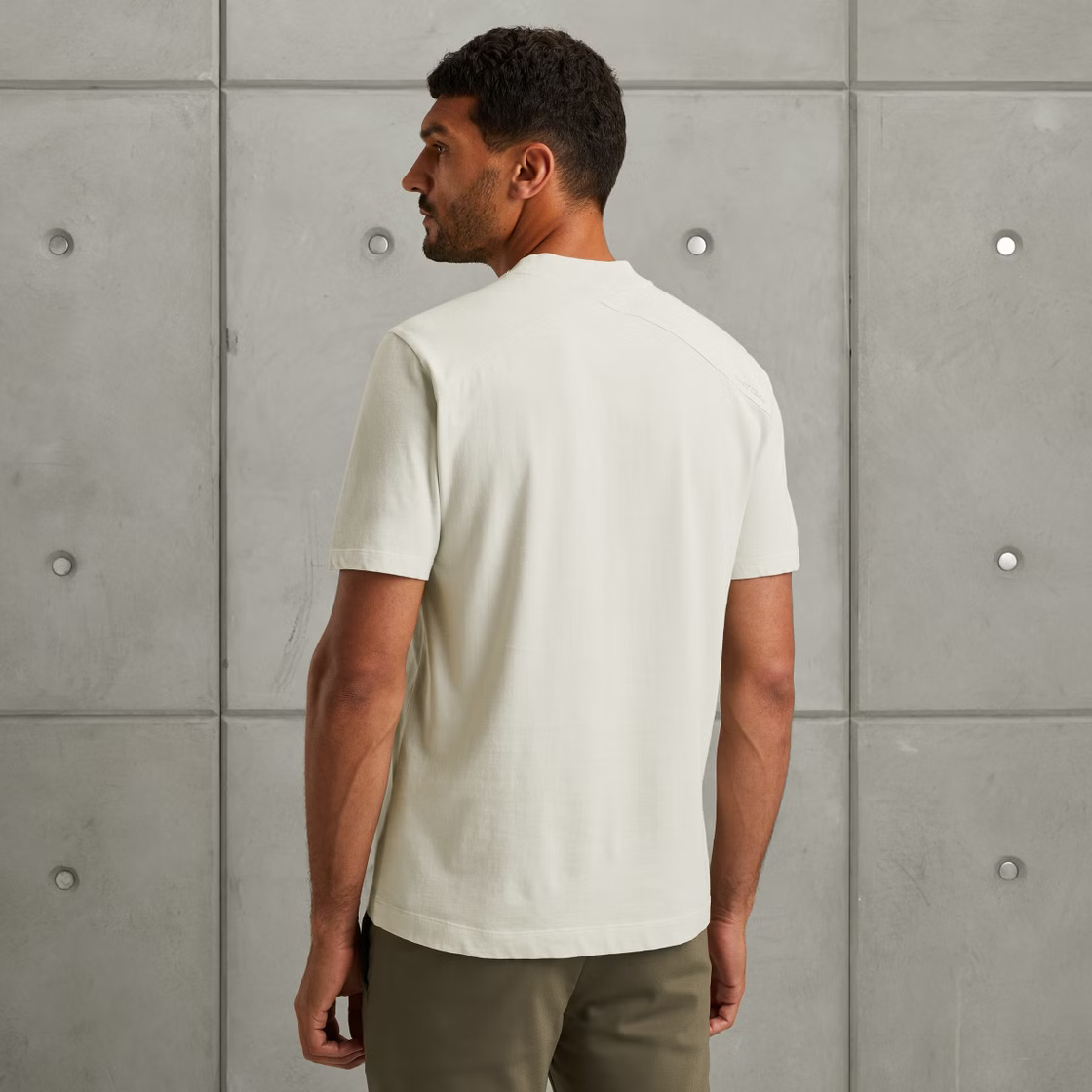 cast-iron-short-sleeve-r-neck-regular-fit-si-bp_bvkq_1ix5_t4l0cx